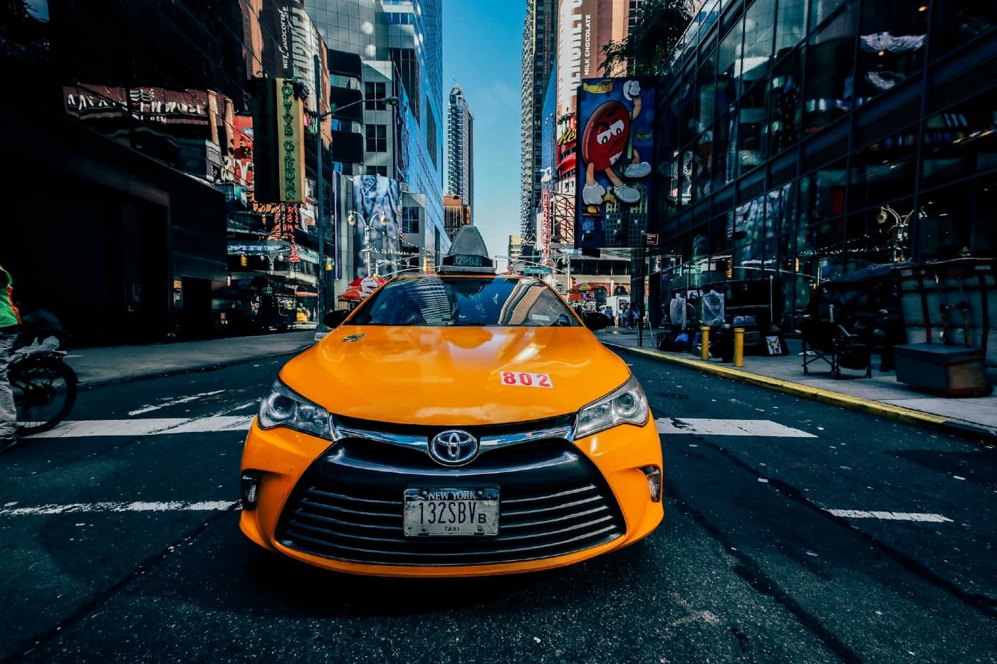 new york városba jutás taxi uber tömegközlekedés traszfer manhattan